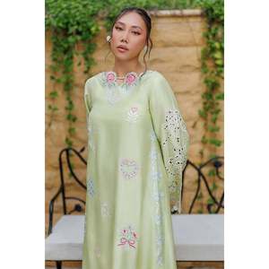 Robe kaftan à imprimé floral Sorbetto pour les occasions de fête - Product Image 4