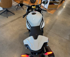 2026 La mejor moto comercial en subasta S1000RR 999cc 205hp (151kW) 13,000rpm. Listo para enviar - Product Image 5