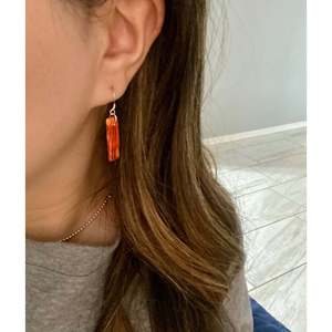 Navajo Handcrafted Spiny Oyster & <b>Sterling</b> <b>Silver</b> <b>Dangle</b> <b>Earrings</b> - Product Image 2