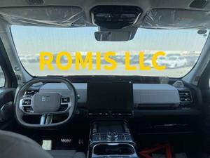 SUV G500 Usato 2025, Veicolo Smart Cabin a Benzina, Automatico, Guida a Sinistra, 5 Posti, Fuoristrada Utilitario - Product Image 2