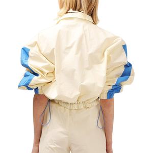 Conjunto de chaqueta y pantalones cortos cortavientos para mujer, ropa de calle ligera de dos piezas, traje deportivo impermeable con logotipo personalizado 2026 - Product Image 2