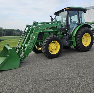 รถไถเดินตามจอห์นนี่ เดียร์ รุ่น 5085M ปี 2015 ขับเคลื่อน 4 ล้อ สำหรับงานเกษตร 85 แรงม้า พร้อมปั๊มเครื่องยนต์ ลูกปืน ให้ผลผลิตสูง - Product Image 1