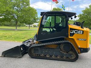 2018 JCB 300 T Cargadora de cadenas compacta - Product Image 2