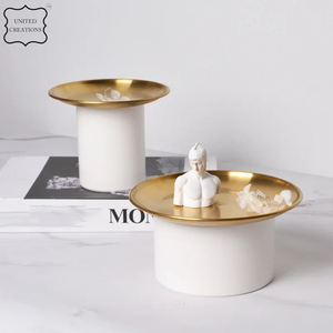 Plateau de service en métal rond décoratif de luxe écologique à fond plat en acier inoxydable avec plaque en cuivre et or - Product Image 4