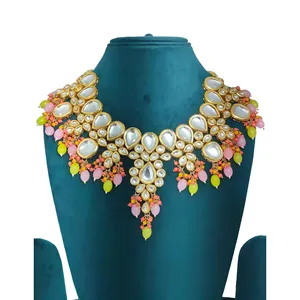 Ensemble de collier de mariage indien Meenakari Kundan en rose et jaune - Product Image 2