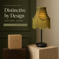 Lampe de chevet élégante sans fil avec abat-jour en tissu vert à pompons pour hôtel boutique, restaurant et décoration intérieure