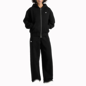 Conjunto Deportivo de Dos Piezas para Mujer, Sudadera con Capucha Negra con Cremallera Completa y Pantalones Jogger de Felpa Gruesa con Cintura Elástica, para Marca Privada, OEM, Venta al Por Mayor - Product Image 1