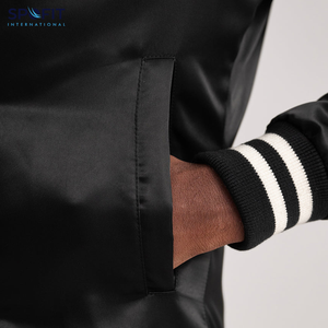 เสื้อแจ็คเก็ตเบสบอลแบบกำหนดเองสำหรับผู้ชาย ปักลายด้านหน้า ระบายอากาศได้ดี เหมาะสำหรับฤดูหนาว สไตล์สตรีทแวร์ ผลิตโดยผู้ผลิตเสื้อผ้าแบบกำหนดเอง - Product Image 6