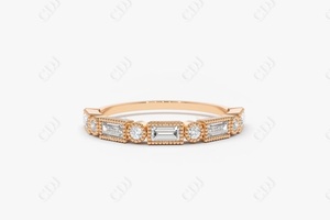 Anillo de Compromiso de Oro Amarillo con Diamantes Baguette Naturales Personalizados de Lujo, Engaste de Bisel Vintage, Media Eternidad, Estilo Milgrain - Product Image 2