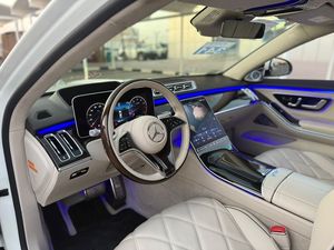 Mercedes-Maybach Clase S S580 2022 Nuevo/Usado, Especificaciones Japonesas, en Venta - Product Image 3