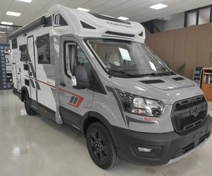 Autocaravana de Gran Calidad con Amplio Espacio Habitable para Acampar - Product Image 5