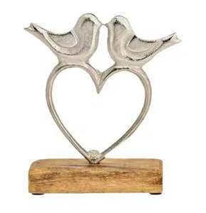 Objet décoratif en aluminium et métal fini argent de grande qualité avec base pour la décoration intérieure du bureau de l'hôtel - Product Image 5