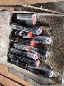 CARBÓN DE SERRINO PREMIUM DE BIWOOD VIETNAM SIN HUMO OLOR SIN LLAMA BAJA CENIZA RENDIMIENTO DE LARGA DURACIÓN - Product Image 4