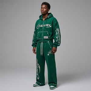 Conjunto de Sudadera con Capucha y Pantalones Deportivos con Gráficos de Diamantes de Imitación Verdes, Estilo Urbano, Dos Piezas, Venta al Por Mayor - Product Image 1