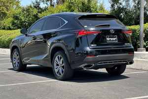 AUTO USADO EN EXCELENTES CONDICIONES, LEXUS NX 300 SUV 2024, LISTO PARA ENVIAR - Product Image 4