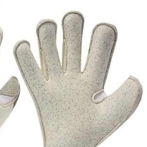 Gants de gardien de but légers de nouveau style à des fins de match et d'entraînement Design et logo personnalisés - Product Image 5