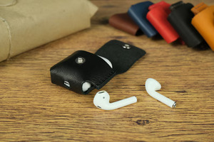 Housse en cuir véritable pour Air Pods Housse de protection antichoc Air pods Support pour casque sans fil - Product Image 2