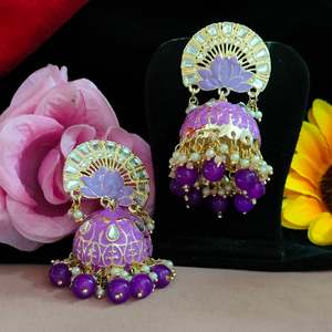 Meenakari ต่างหูแฟชั่น jhumkas คลาสสิกหรูหราสำหรับผู้หญิงที่มีสีแขวนคริลิคที่มีคุณภาพดีมีเสน่ห์สดใส - Product Image 2