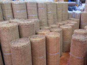 Rollo de cinta de ratán tejido de caña para proyectos de caning de muebles hojas de caña de malla de materia prima - Product Image 5