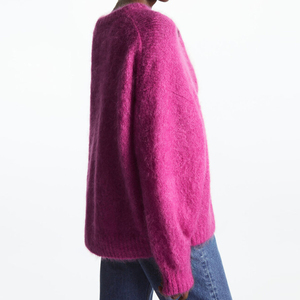 Suéter clásico de cuello redondo para mujer de otoño e invierno, tejido de algodón transpirable con logotipo bordado, estilo suelto informal - Product Image 6