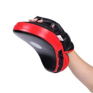 Mitaines de mise au point personnalisées professionnelles pour Kick Boxing et Karaté Gants de frappe en cuir PU avec coussinets de mise au point - Product Image 3