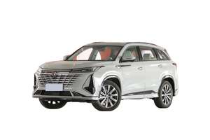 Nuevo Vehículo Importado, SUV de 5 Puertas y 5 Asientos, Tracción Delantera, Gasolina, 233 CV, Interior de Cuero con Luces LED en Color Oscuro, Automático, Volante a la Izquierda - Product Image 3