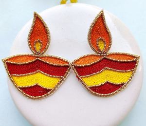 ต่างหูปักด้วยมือต่างหูลูกปัดหลายแบบตามสั่งสำหรับผู้หญิงเครื่องประดับสำหรับปาร์ตี้ในราคาที่ดีที่สุดต่างหูลูกปัด - Product Image 3