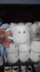 200mL Tasse pour les yeux en céramique fabriquée à la main Décoration intérieure Bureau à domicile Tasse à café Tasse tendance pour les filles Tasses en céramique en gros - Product Image 2