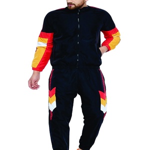 Conjunto de joggers con capucha y cremallera personalizado de fábrica OEM, chándal cortavientos ligero de nailon impermeable 2025 - Product Image 1