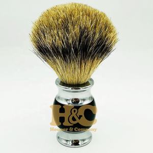 แปรงโกนหนวดคุณภาพพรีเมียม Hooper and Company ด้ามไม้สีดำ ขนแบดเจอร์แท้ ยั่งยืน พร้อมบริการสลักโลโก้ตามสั่ง - Product Image 1