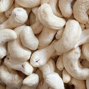 Offre Spéciale 2023 Usine Santigo Au Vietnam Noix De Cajou W320 W240 Noix De Cajou Biologiques De Qualité Supérieure Prêt À Expédier - Product Image 1