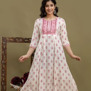Kurta Anarkali plissé en forme de A à imprimé floral ethnique et broderie miroir, kurta Anarkali en rayonne imprimé Ikat pour femmes - Product Image 1