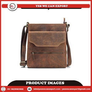 Bolso Bandolera Unisex Estilo Bohemio Vintage Inglés, Hecho a Mano con Cuero Genuino de Búfalo, Patrón de Hilo, Ecológico - Product Image 4