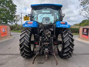 รถแทรกเตอร์ TS100A สำหรับเครื่องยนต์ 70 แรงม้า ขับเคลื่อน 4 ล้อ ระบบเกียร์ รถแทรกเตอร์ล้อยางมือสองคุณภาพดี พร้อมเครื่องยนต์ ปั๊ม และชุดเกียร์ - Product Image 3