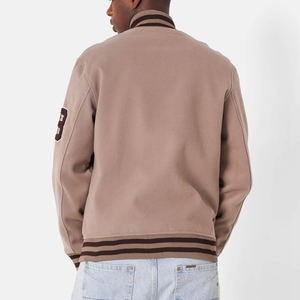 OEM servicio personalizado bordado hombres lana Varsity chaqueta al por mayor personalizado poliéster en blanco Varsity chaquetas - Product Image 2