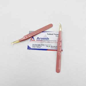 Pince à épiler pêche à 45 degrés en acier inoxydable de haute qualité à pointe dorée Extension de cils Vente en gros durable - Product Image 6