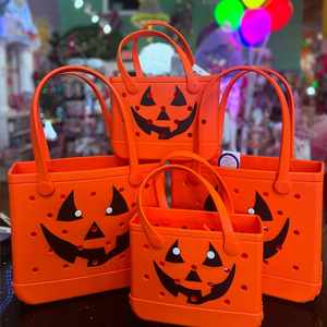 Bolsa de EVA con Estampado Personalizado de Halloween, Bolsa de Mano Impermeable de Goma con Orificios, Gran Capacidad, Proveedor y Fabricante para Fiestas - Product Image 1