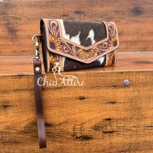 กระเป๋าสตางค์หนังแท้สุดหรูทันสมัยออกแบบเป็นกระเป๋าหนังวัวขนสัตว์วัสดุหนังวัวมีกระดุมปิดกระเป๋าคลัทช์ของผู้หญิง - Product Image 1