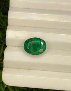 มรกตแซมเบียธรรมชาติ ทรงรี สีเขียวอมมรกต - Product Image 2