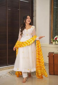 Último diseñador Faux Georgette bordado impreso vestido Anarkali por FabZone - Product Image 5