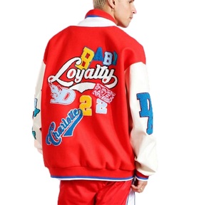 Veste de baseball unisexe personnalisée OEM Bomber universitaire en laine d'hiver écusson de broderie plat en chenille manches en cuir tissu léger rouge - Product Image 2