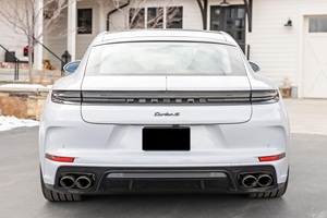 Panamera Turbo S E-Hybrid 2025, Bajo Kilometraje, Motor en Excelente Estado, Transmisión Automática, Techo Panorámico, Luces LED, Listo para Enviar - Product Image 5