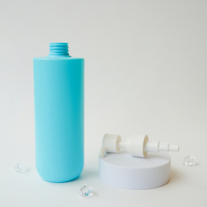 Emballage pour cosmétiques 500ml bouteilles en plastique vert Lotion pour le corps conditionneur shampooing pour nettoyant pour le visage marque OEM - Product Image 1