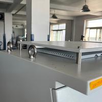 Console de cabine de pilotage marine robuste, ergonomique, bureau de navigation de pont de navire, station de commande intégrée sur mesure pour navire offshore