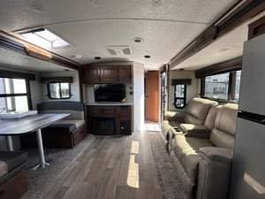 Meilleures ventes 2024 2025 : Caravanes de voyage modernes en aluminium 4x4 pour 4 personnes, série Black Stone Mountain 280KVS, pour camping-cars - Product Image 4