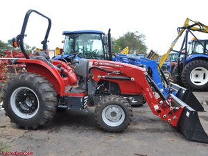 Massey Ferguson 1742 Tractor usado - Product Image 6