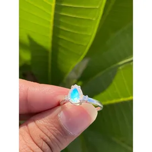 Bague en Pierre de Lune Arc-en-ciel Naturelle, Argent Sterling 925, Bague Artisanale en Pierre Précieuse, Fournisseur de Bijoux en Gros - Product Image 2