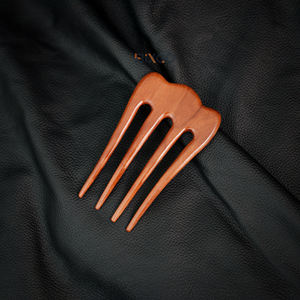 High Quality Vietnam Wholesale Longan Wood Plain <b>Hair</b> <b>Styling</b> Tool Natural Fashion <b>Accessories</b> for Women - Product Image 4