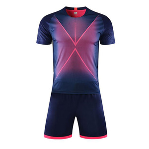 Vente en gros de maillots de football à manches courtes pour hommes uniformes de football respirants pour adultes chemise à manches courtes à impression personnalisée - Product Image 3