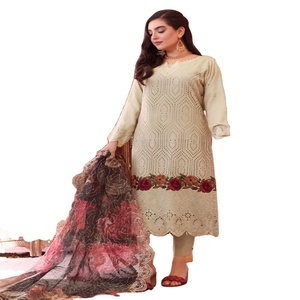 Bin Hameed Collection d'hiver Aafreen Pakistan conçu 3 pièces Viscose pelouse costumes broderie robe pakistanaise pour les femmes coton - Product Image 1